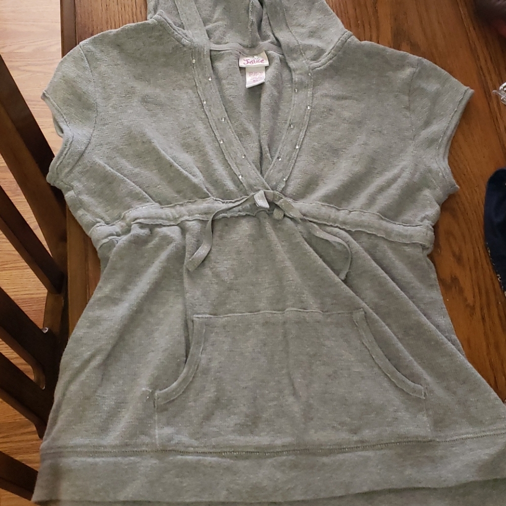Justice size 16 top